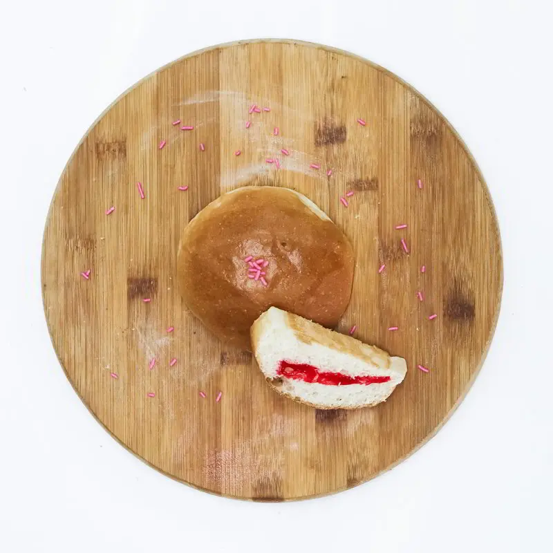 Roti Bun Strawberry