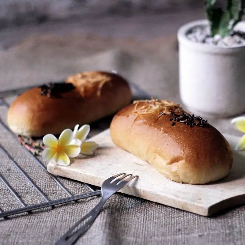 Roti Isi Keju Coklat